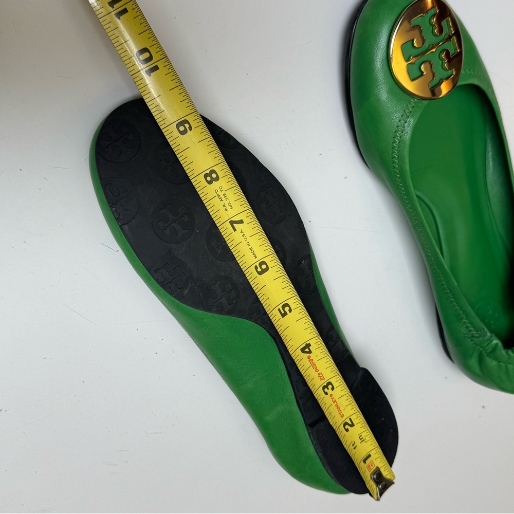 Tory Burch Bright Green Logo Ballet Flats with Gold Medallion - Picture 7 of 7